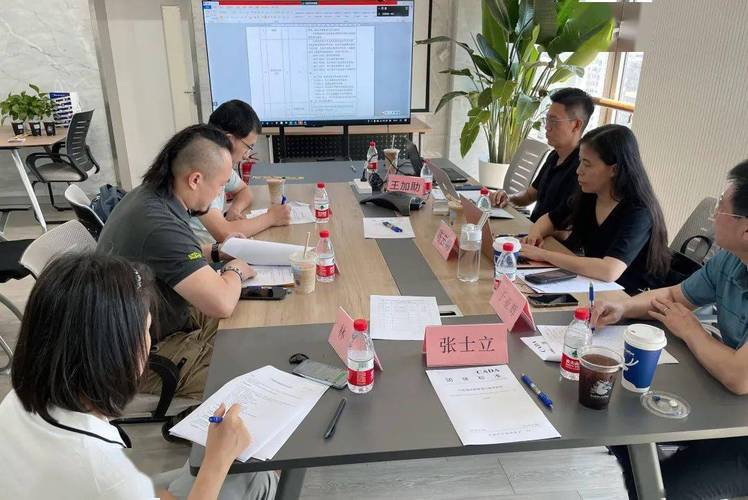 《汽车俱乐部管理与服务规范》团体标准专家审查会顺利